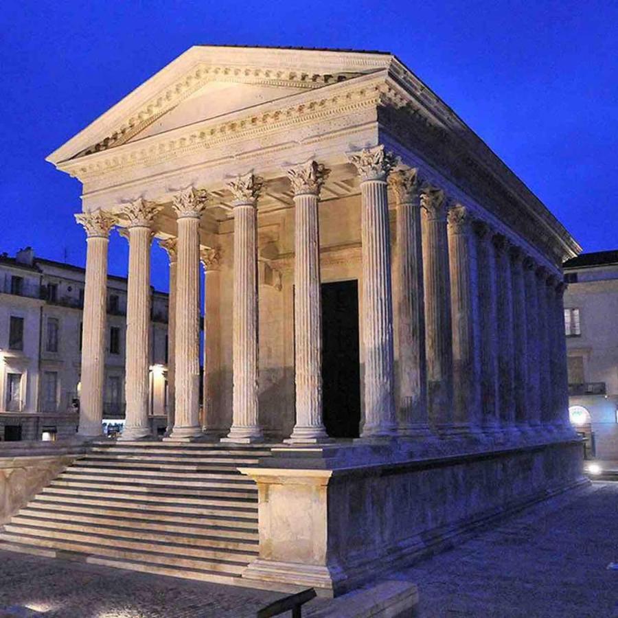 Roma Divine home cinéma et jardin Nîmes Esterno foto