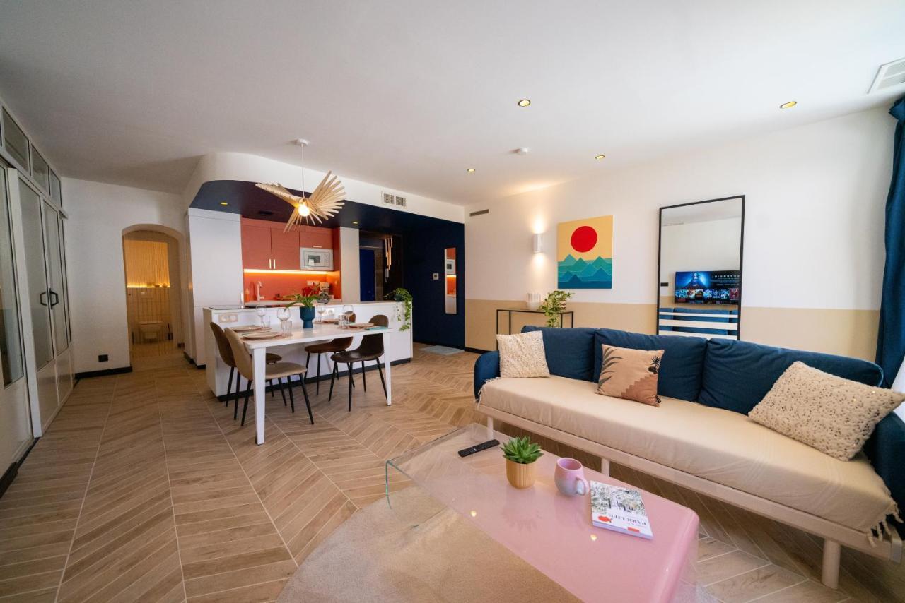 Roma Divine home cinéma et jardin Nîmes Esterno foto
